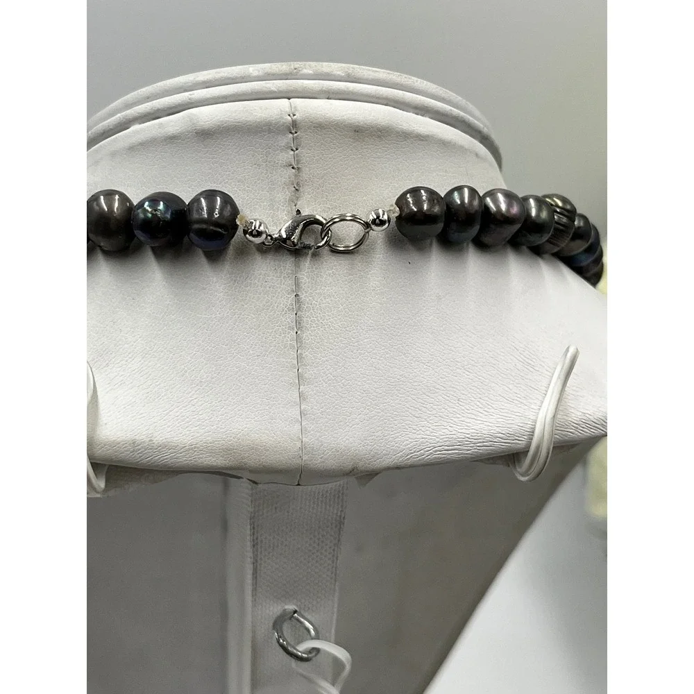 The Unbranded Brand these pearls